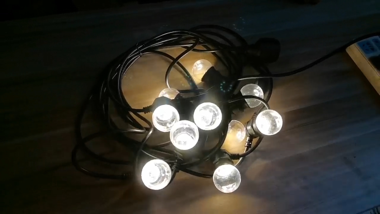 E27 Led Tali Sabuk Lampu Bulat Kabel Teras Komersial Memperhiasi Lampu 100M Led Tali Lampu 220V-240V 1