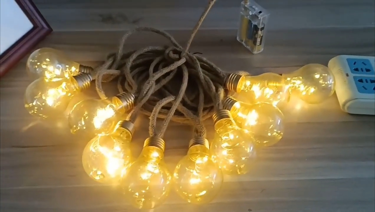 high quality battery powered A19 Globe Bulb string lights festoon Light Garlands led hemp patio festoon light 1