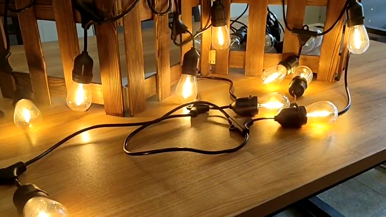 2022 สินค้าใหม่ S14 หลอดไฟ LED เชือกไฟตกแต่งคริสต์มาสไฟสตริงลานกลางแจ้งเชิงพาณิชย์ 1
