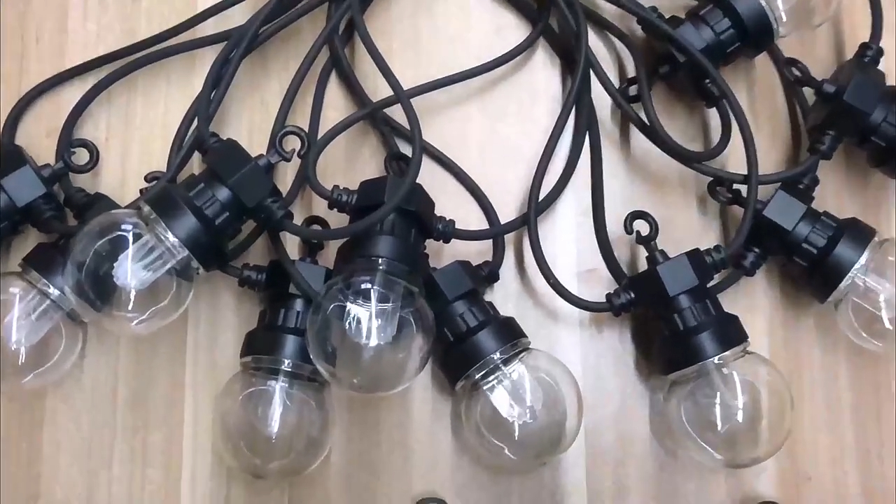 waterproof  pure black Rubber Wire  led light strands G50 led string light outdoor Christmas Party Decorations 1