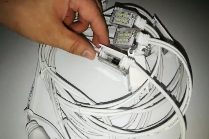 New fashion led flashing light low voltage white wire lighting string 5m connecable led explosive flash string lights 1