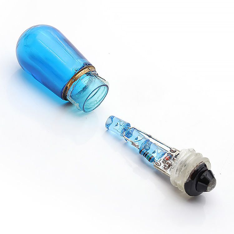 สีขาว/สีแดง/สีส้ม/สีฟ้า/สีเขียว/สีเหลืองมะละกอแสง0.5วัตต์E14 LEDหลอดไฟคริสต์มาสไฟตกแต่งหลอดไฟ 10