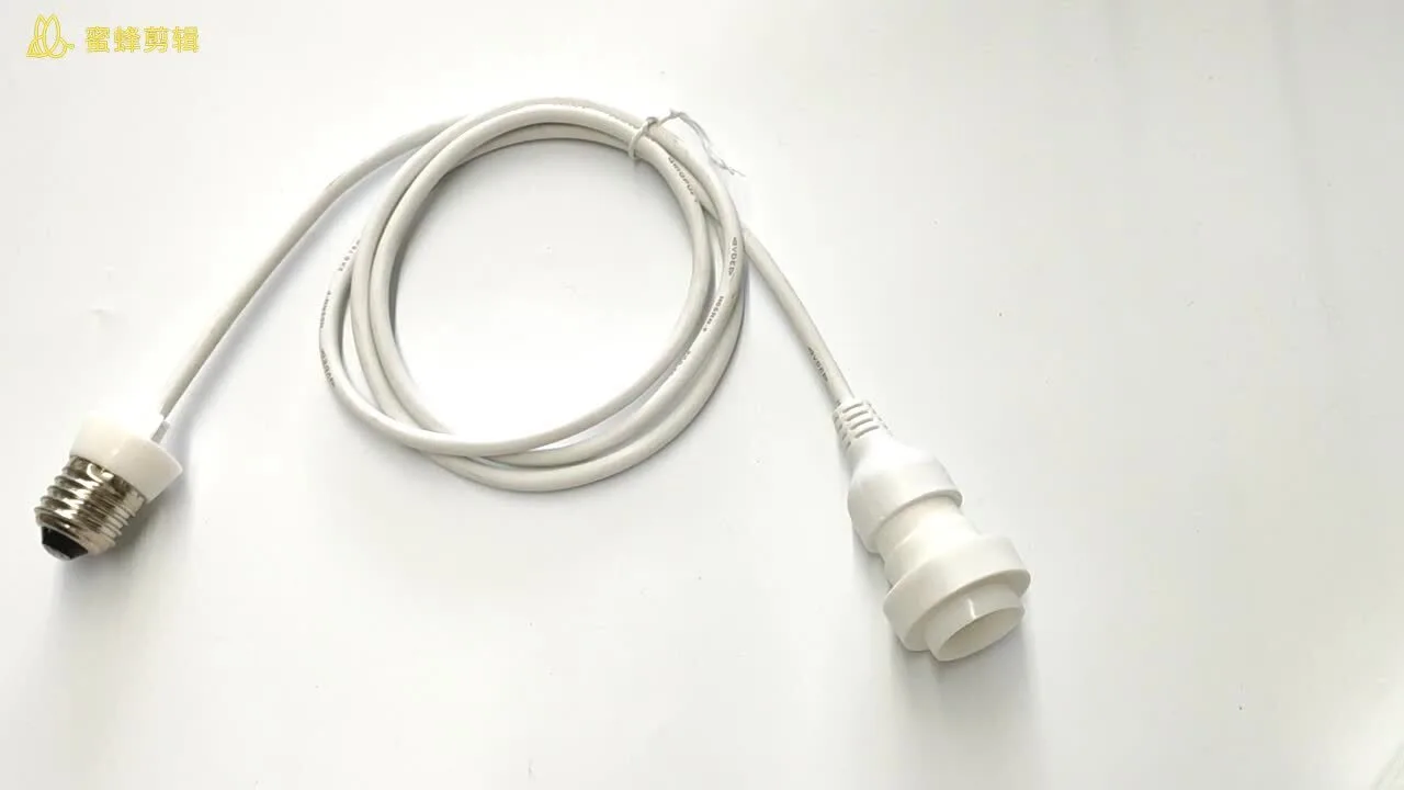 Tahan Air IP44 E27 Dudukan Lampu Kawat B22 Karet PVC IP44 E27 Pemegang Penetes 1M 2M 1