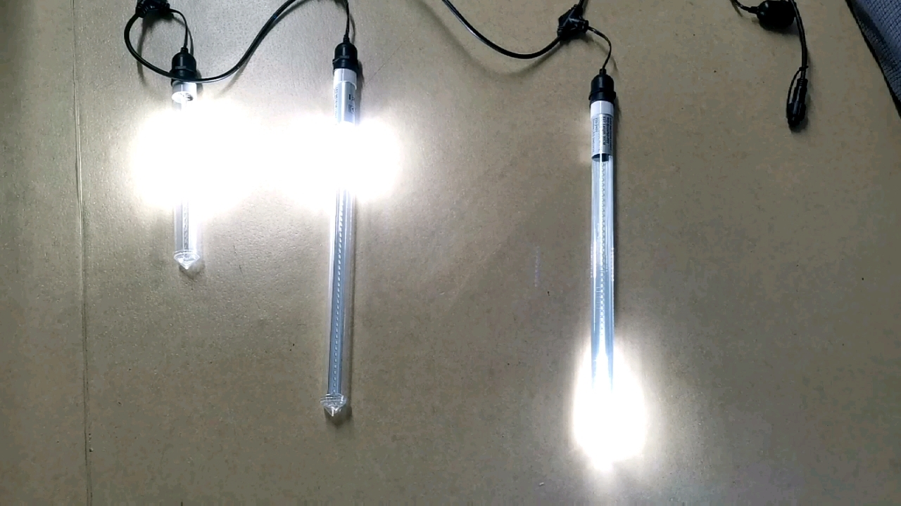 โรงงานโดยตรง สินค้าใหม่ ราคาพิเศษ PVC 50cm 96Leds Christmas Rain Drop Light LED Meteor Light 1