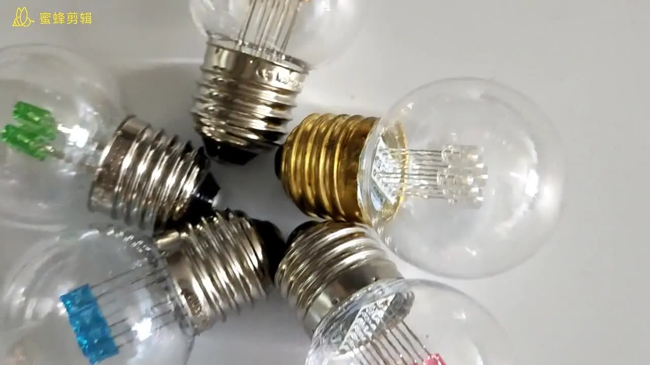 Noël étanche E27 Led ampoule colorée 1w E27 Led ampoules pour la décoration de Noël lampe extérieure décorative pour l'autre pays 1