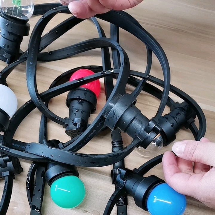 E27 B22 Kabel Karet H05RNH2-F Tahan Air Dekoratif 100M Kabel Datar Memperhiasi String Lampu 1