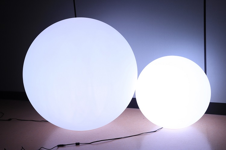 カスタマイズされた屋外芝生ラウンド ボール ライト 16 色 RGB ソーラー ガーデン ライト ボール メーカー中国から |ウェンダ・デコ 13