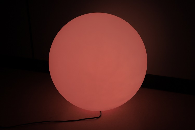 カスタマイズされた屋外芝生ラウンド ボール ライト 16 色 RGB ソーラー ガーデン ライト ボール メーカー中国から |ウェンダ・デコ 19