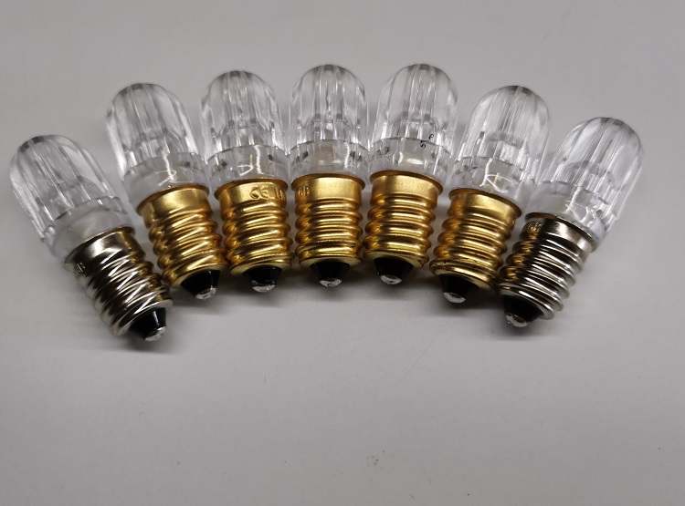 Fabricantes personalizados de bombillas LED de colores E14 de China | wenda deco 11