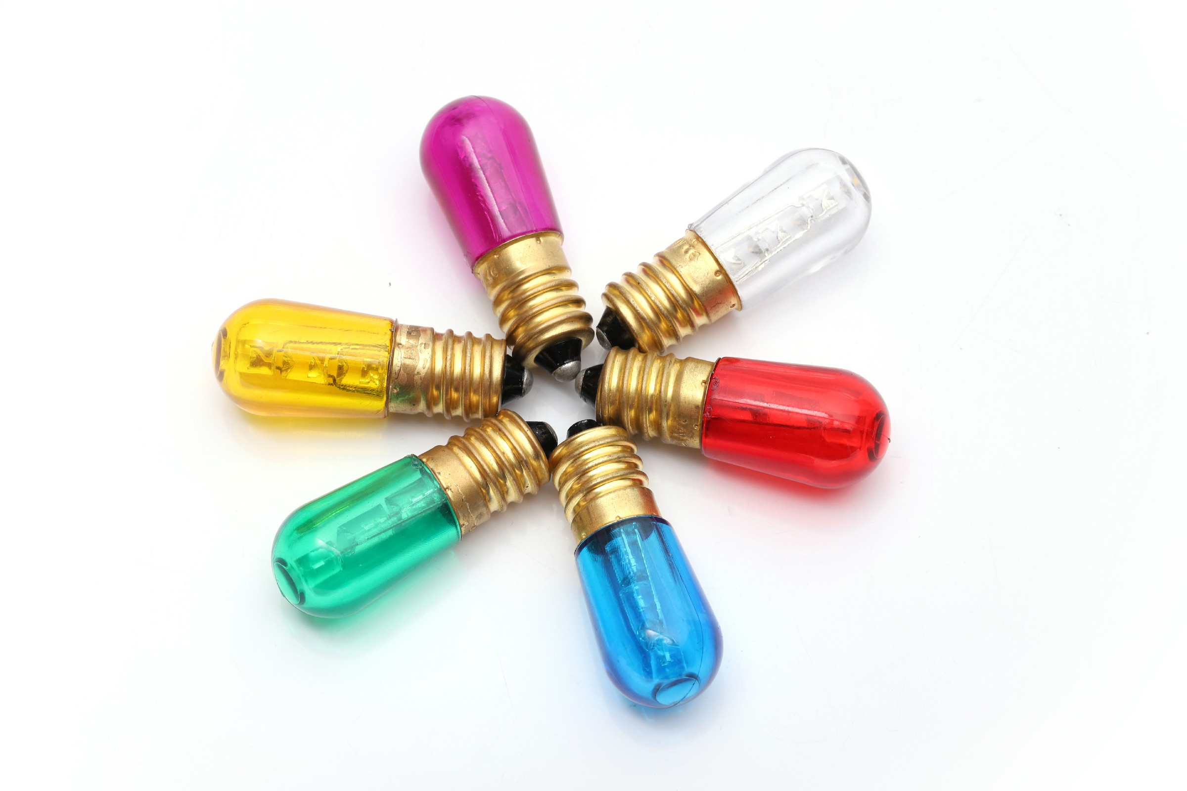 OEM の屋外の装飾は電球の花飾りグローブ E14 18*48mm を導きました 9