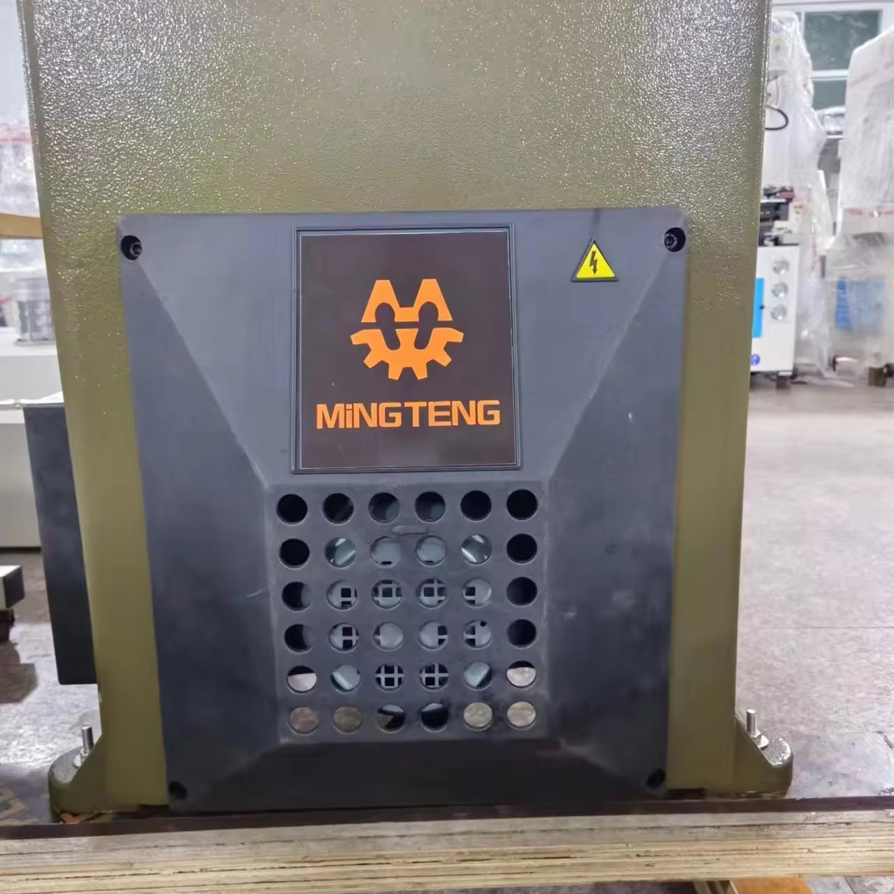 MT-922 Máquina troqueladora hidráulica automática con brazo oscilante de 22 toneladas 8