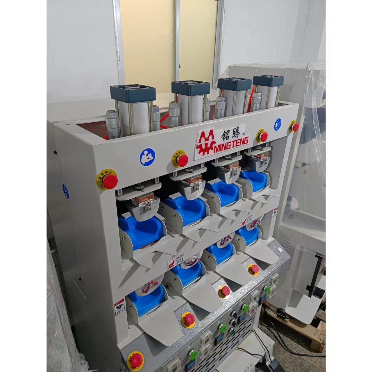 MT-627 Horizontal Type Four Hot And Four Cold Shoe Toe Cap Shape Forming Molding Machine 6