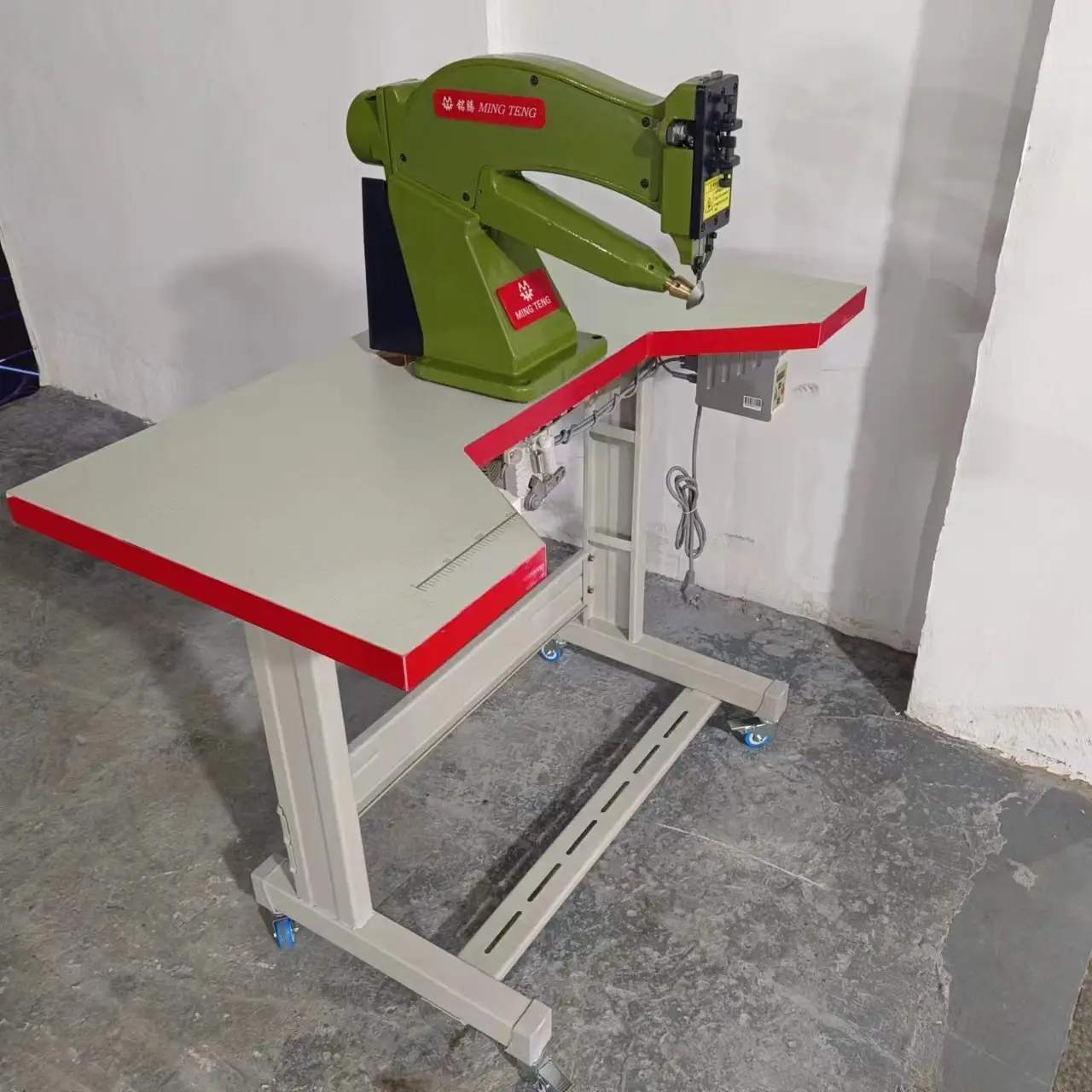 Rubber Slipper Making Machine Factory Price 4