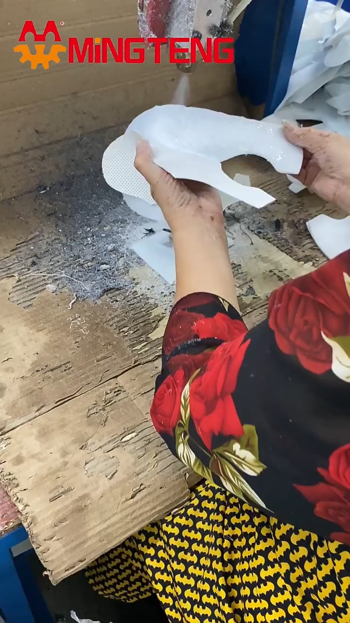 MT-337 Water-based Adhesive Sprayer Pneumatic Glue Spraying Machine Shoe Upper Gluing Machine Leather Goods Gluing Machine 1