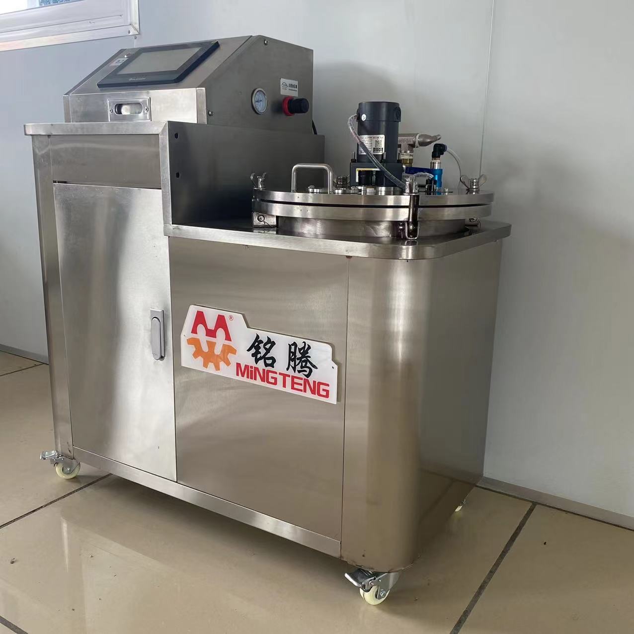 MT-213 Fully automatic can type water-based adhesive brushing machine, brush pneumatic Pu leather pasting machine 3