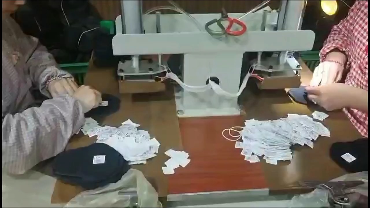 Máquina automática de prensa de logotipo MT-636, marca registrada, etiqueta automática de doble estación, estampado en caliente para fabricación de lengua de plantilla 1