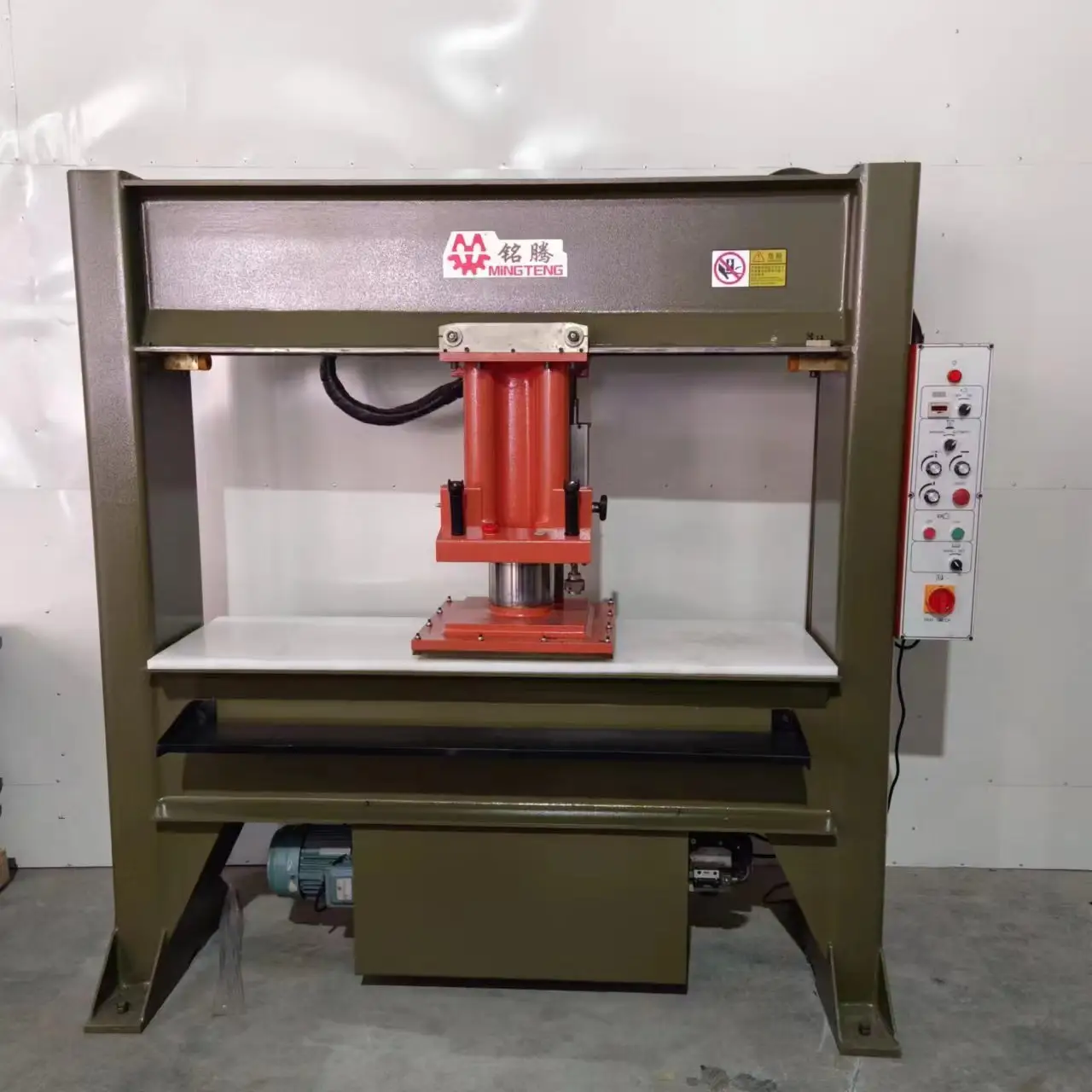 New Shoe Manufacturing Equipment Shoe Manufacturing Equipment Company 3