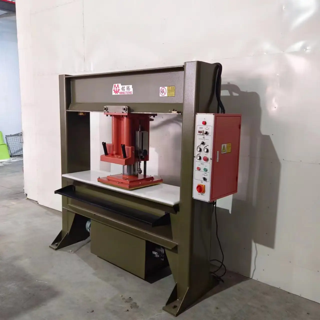 New Shoe Manufacturing Equipment Shoe Manufacturing Equipment Company 5
