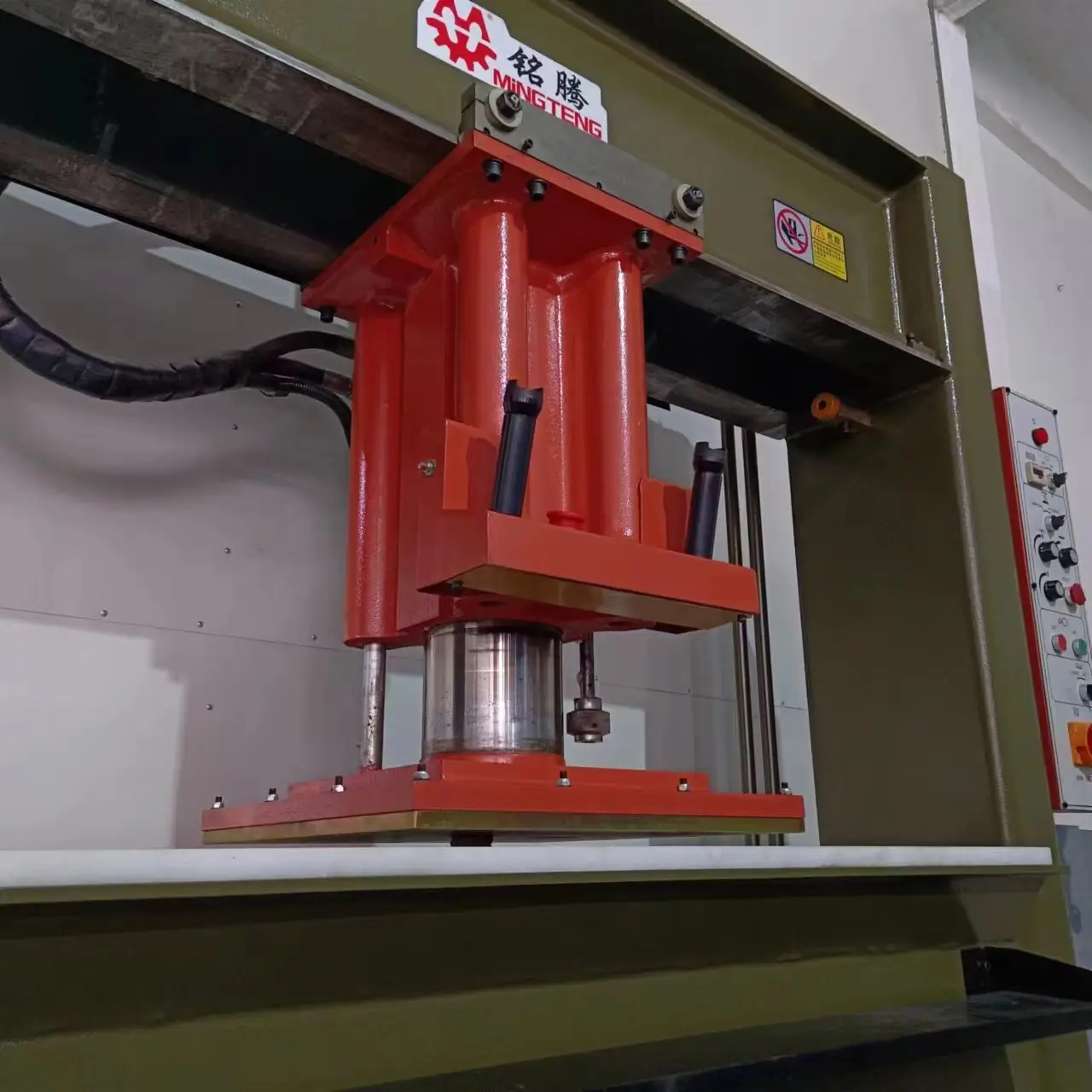 New Shoe Manufacturing Equipment Shoe Manufacturing Equipment Company 8