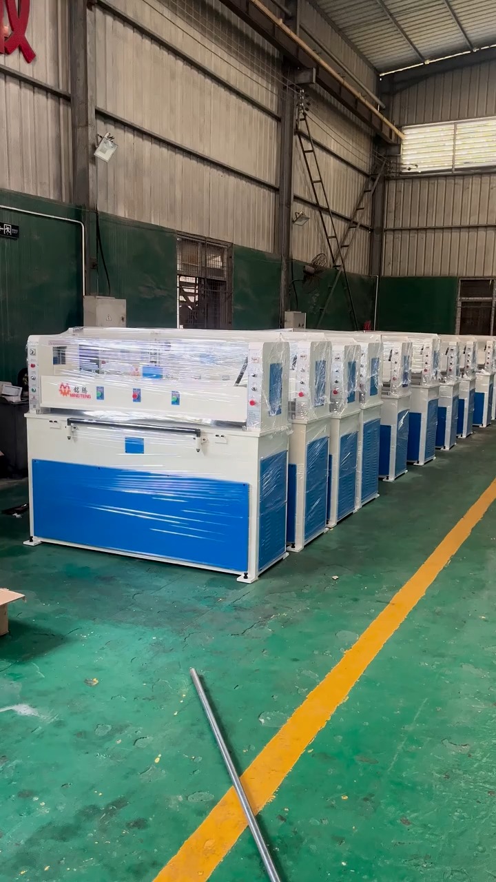 MT-830 Hydraulic Leather EVA Sealing And Cutting Machine 1