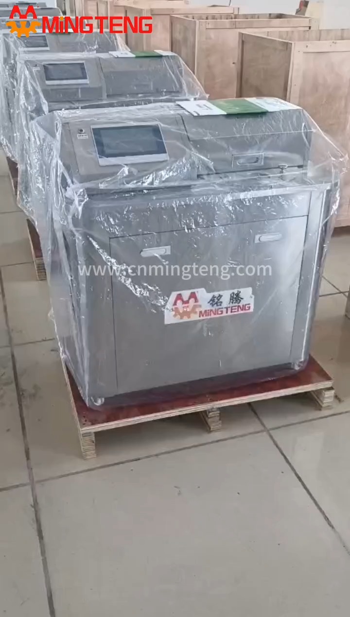 Intelligent glue brushing machine.