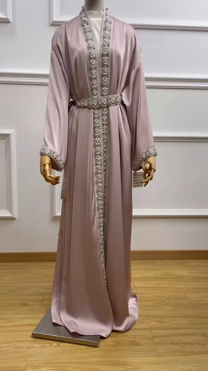 2024 NEW Model Wholesale EID Dubai Elegent Modest Robe with Sequin Tassel Muslim Women Girl Hijab Dress Satin Abaya with Diamond 1