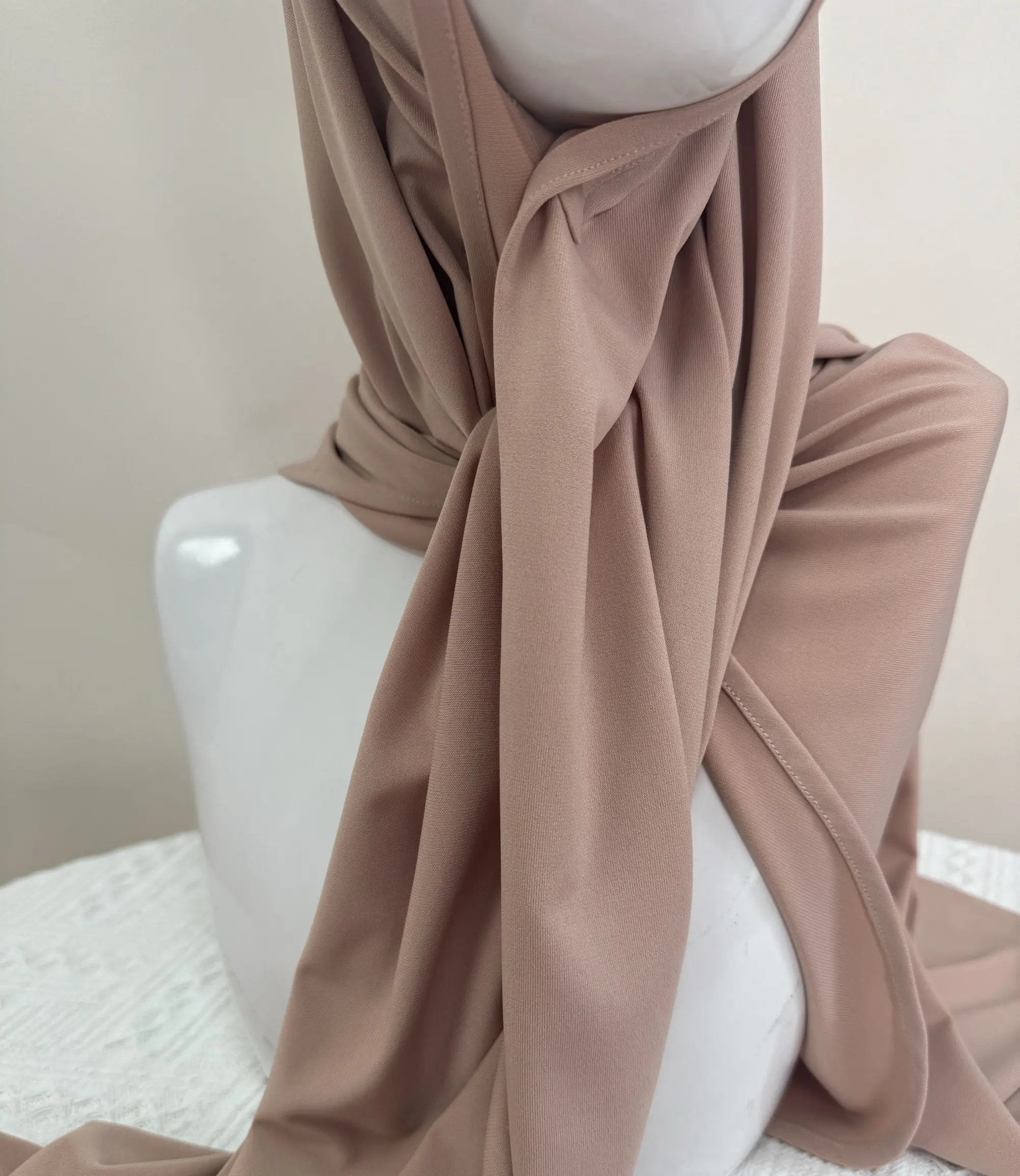 Modern Hijab Clothing Quality Assurance 6