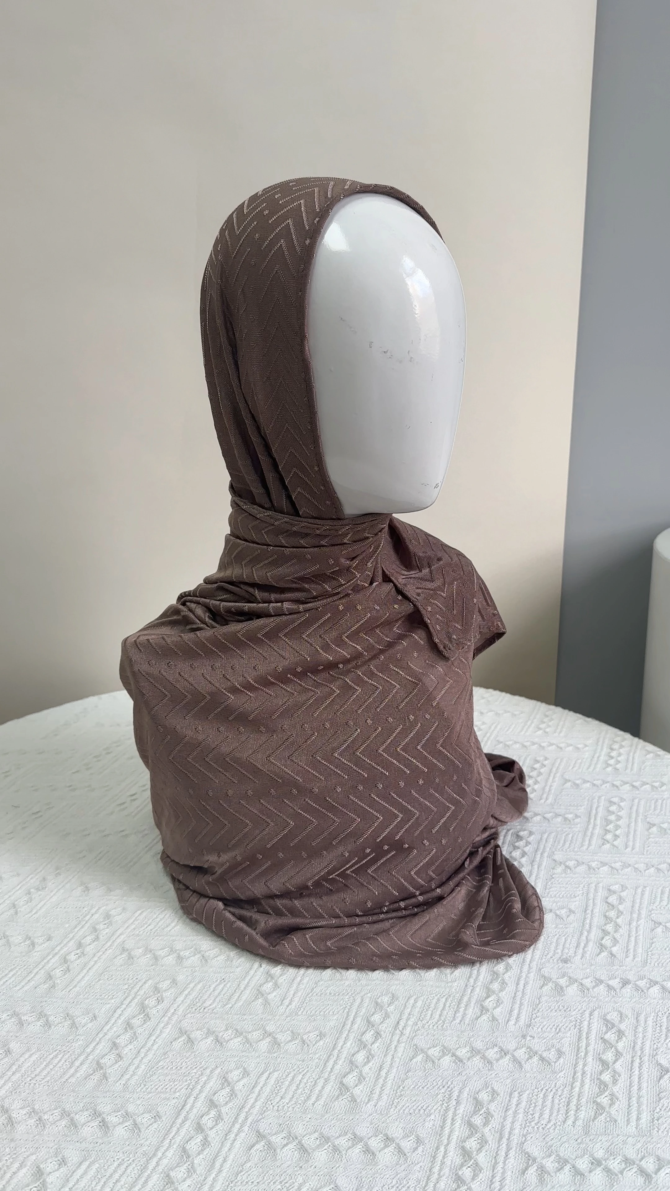 Foulard de tête en Jersey de couleur unie, extensible et respirant, Hijab, Texture de châle, en Spandex, pour femmes musulmanes 1