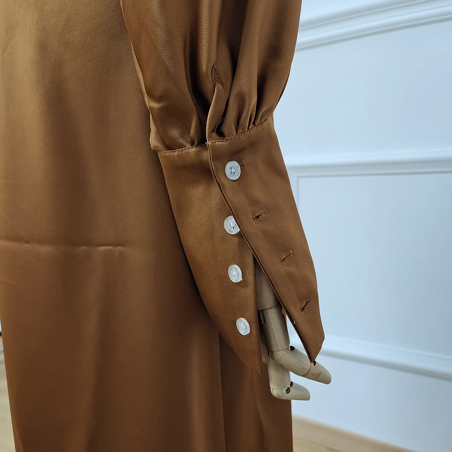 Customized Modest Abaya Designs for Sale 3