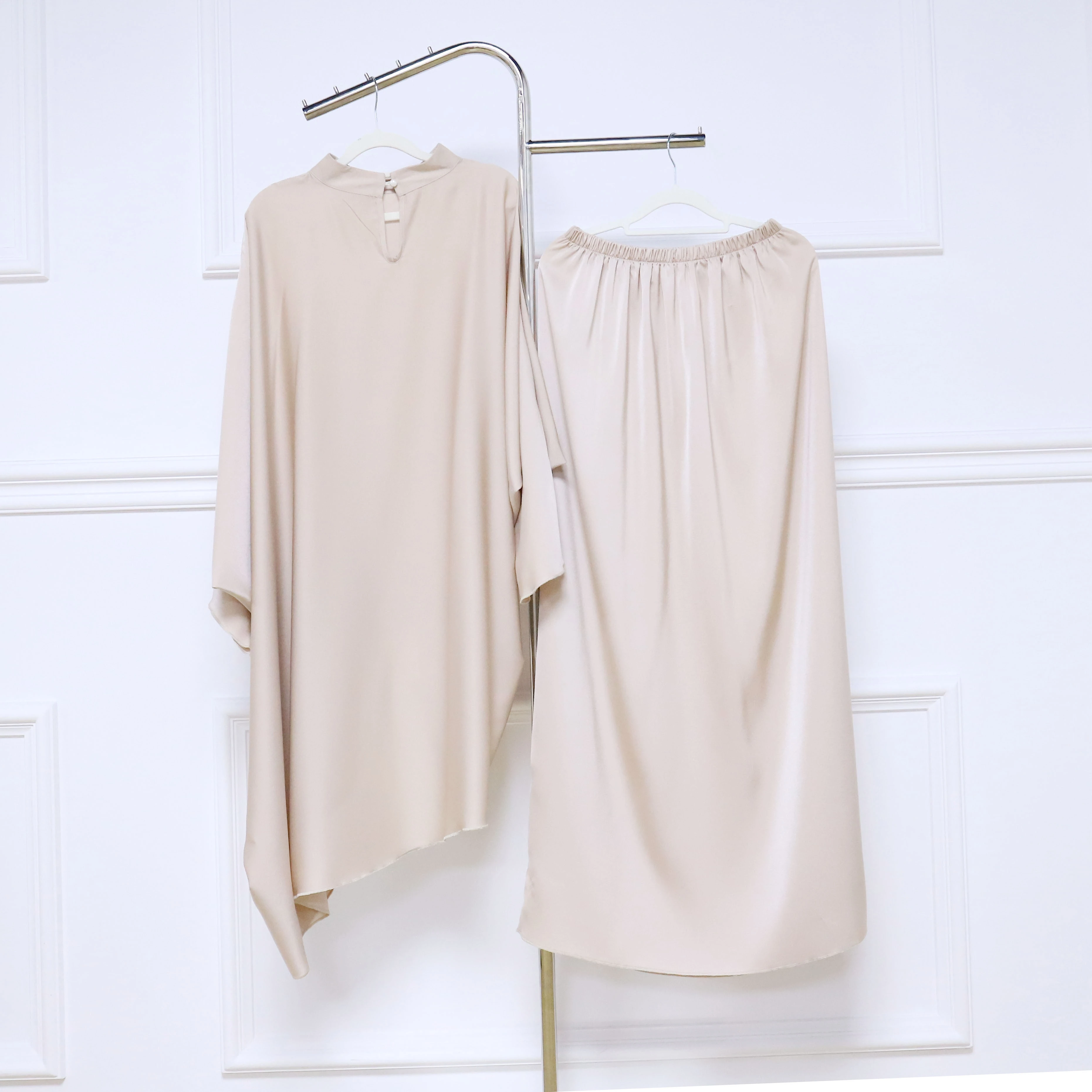 New Arrivals Spring Modest Muslim Women Sets Clothing Breathable Solid Color Long Sleeve Two Piece Set 1