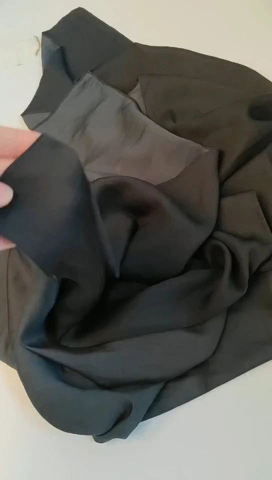 Luxe Satin Modal Hijab Pleine Opacité Léger Rayonne satin headwraps musulman tissé foulards 1