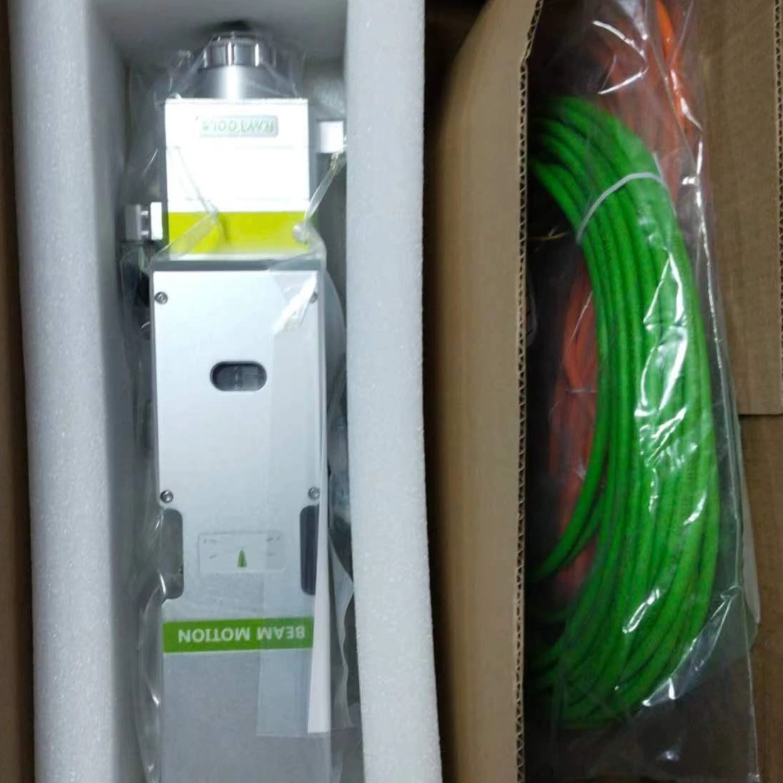 Tête de découpe laser à mise au point automatique BM111 1