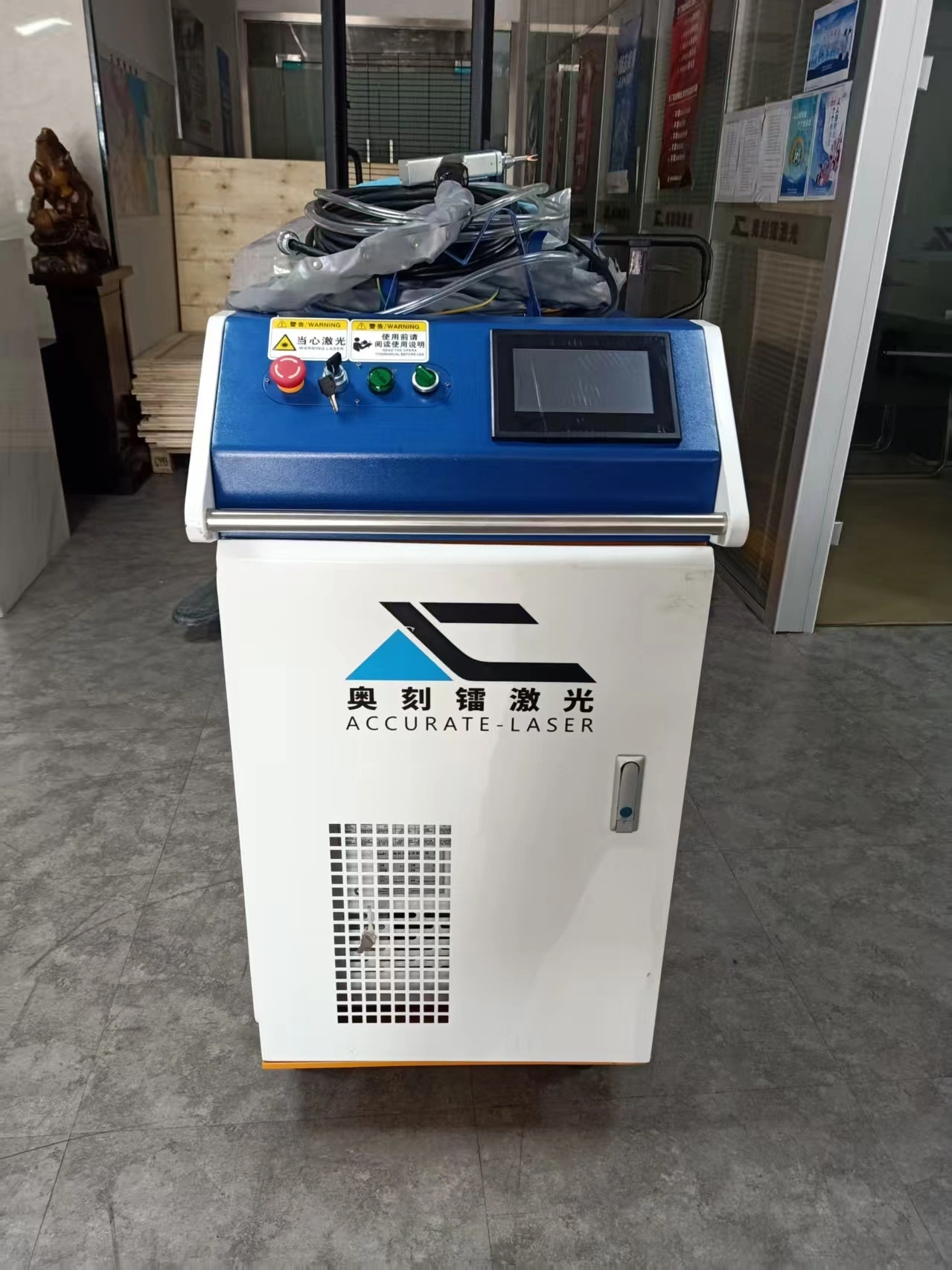 Hot sale 1000w 2000w 3000w Metal Stainless Steel and carbon steel Fiber Laser Welding Machine 1