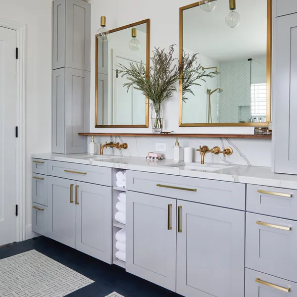 Customized Bathroom Vanity Units Made in China for Apartment 3