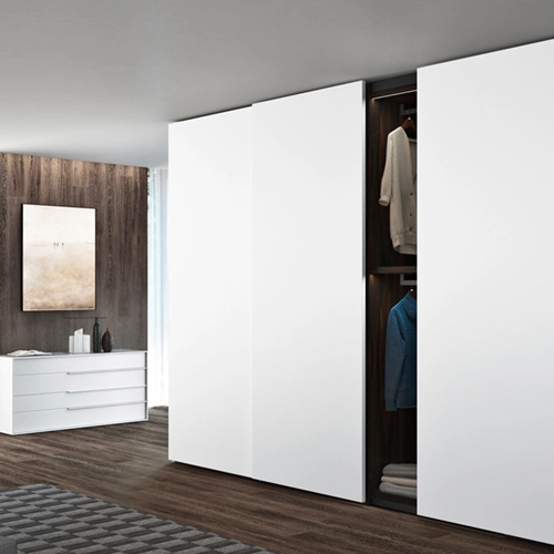 Armoire à portes coulissantes blanche 1