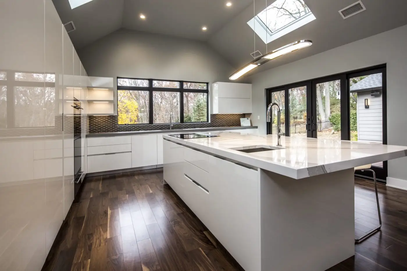 Custom Modern Cabinets Under Mounted - Company - AllandCabinet 3