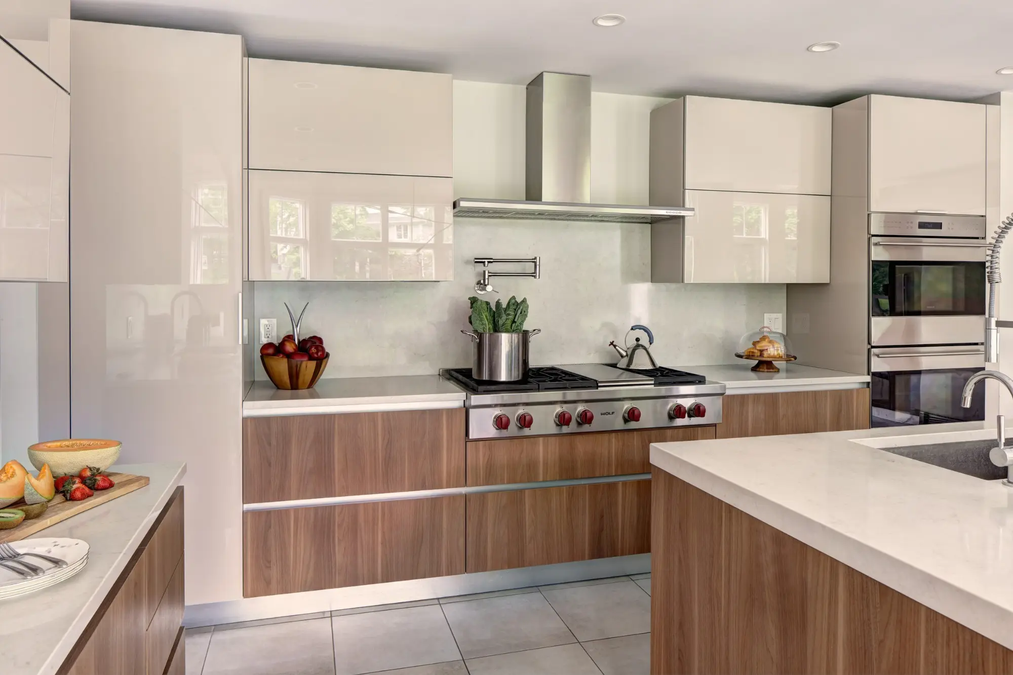 Low-costmodern Design Custom Cabinetry for Wholesale Slab Melamine 3