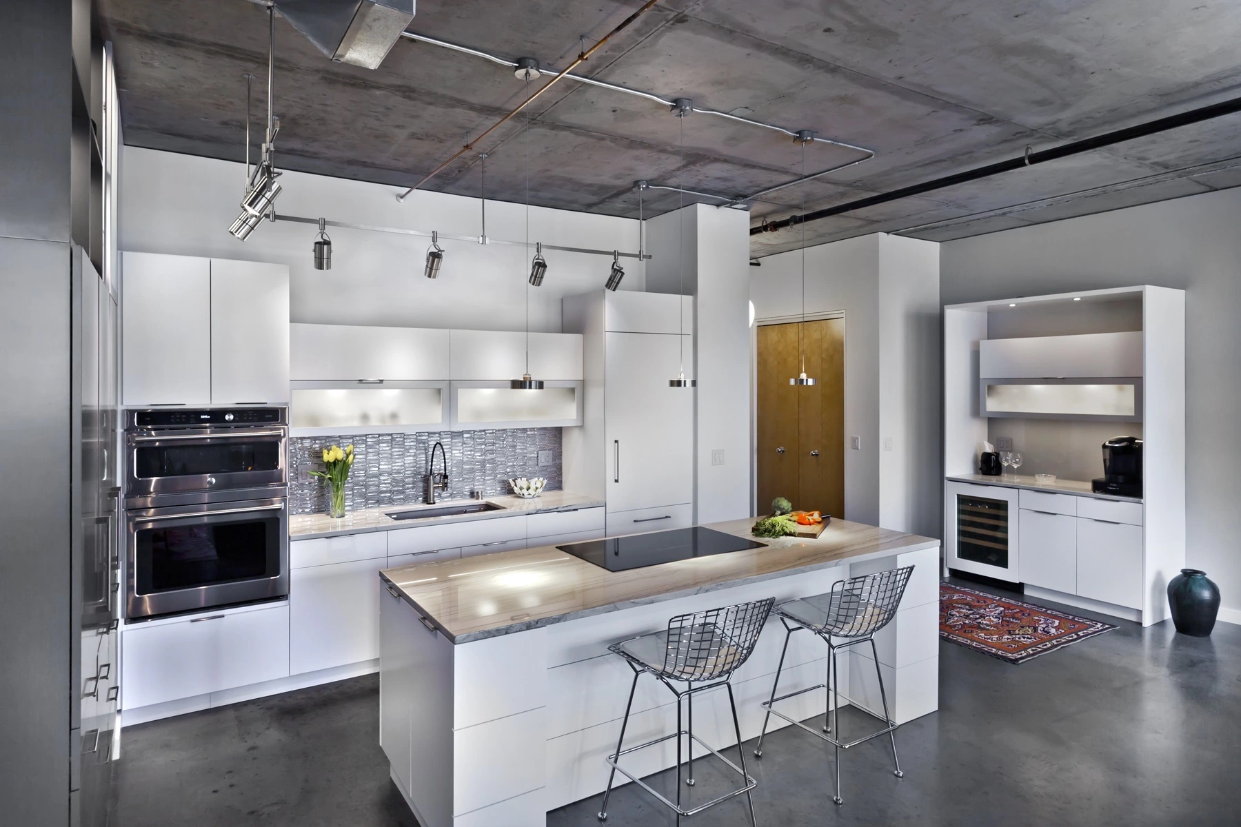 Moderner Design-Küchenschrank in Weiß und Grau mit zweifarbiger, matt lackierter Lackierung-Allandcabinet.jpg 1