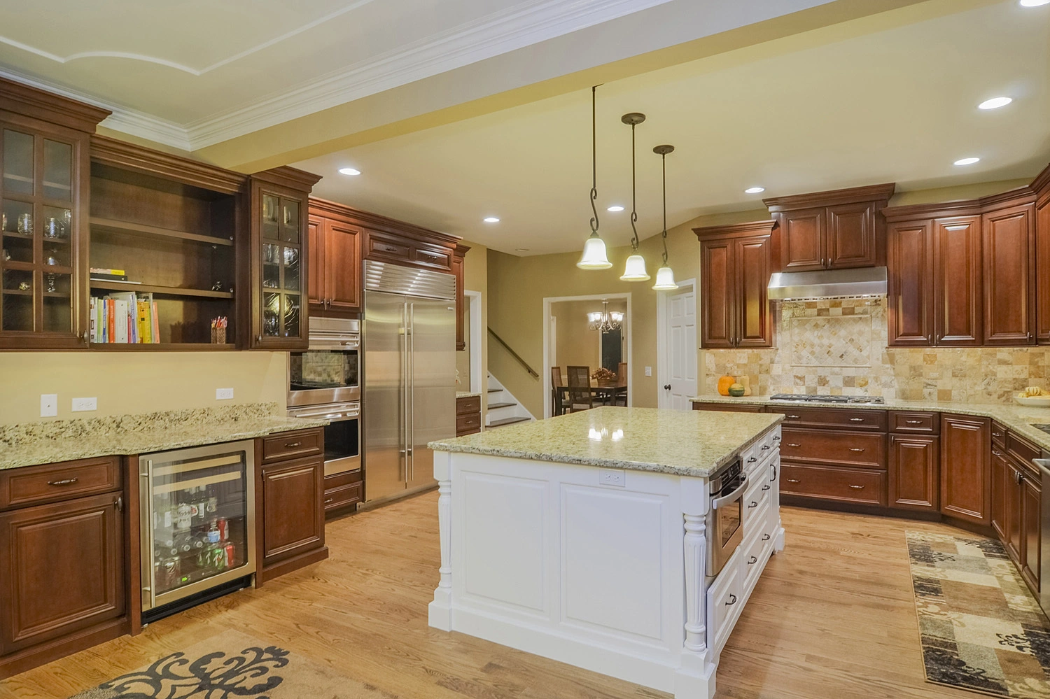 Stained cherry tradtional kitchen cabinet with white island-Allandcabinet 1