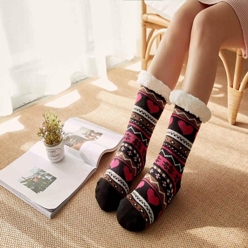 Bedruckte Herzstreifen Großhandel für Wintersocken - Fuanger Clothing 4