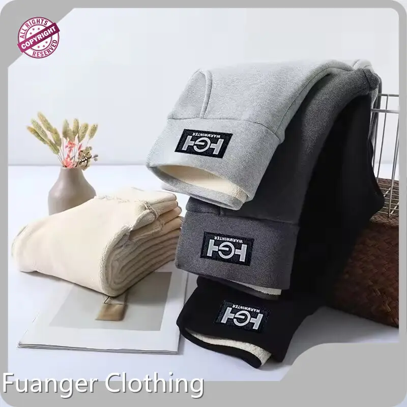 Kostengünstige Damensocken im Großhandel von Fuanger Company 1