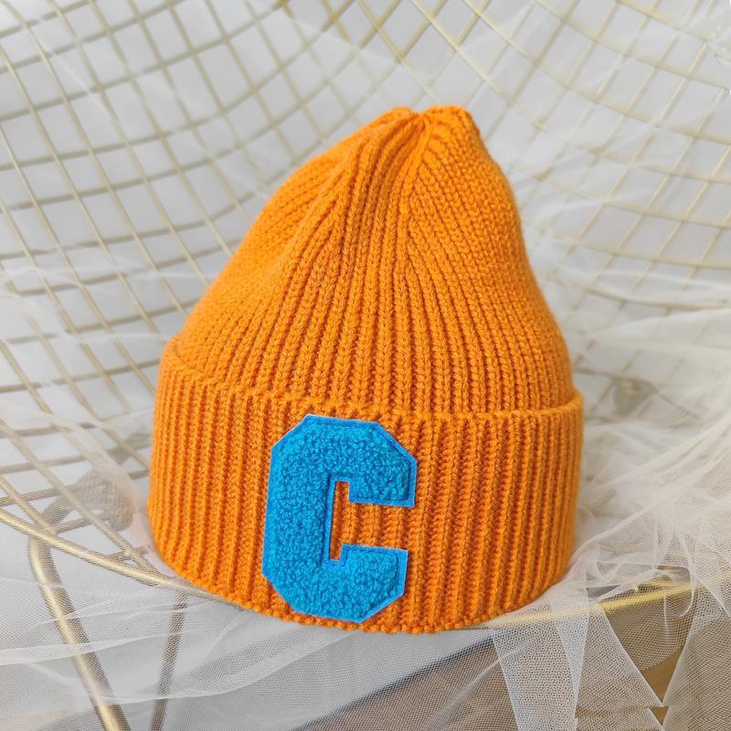 Neue, heiß verkaufte Wintermützen, minimalistische Wollmütze mit großem C-Buchstaben 9