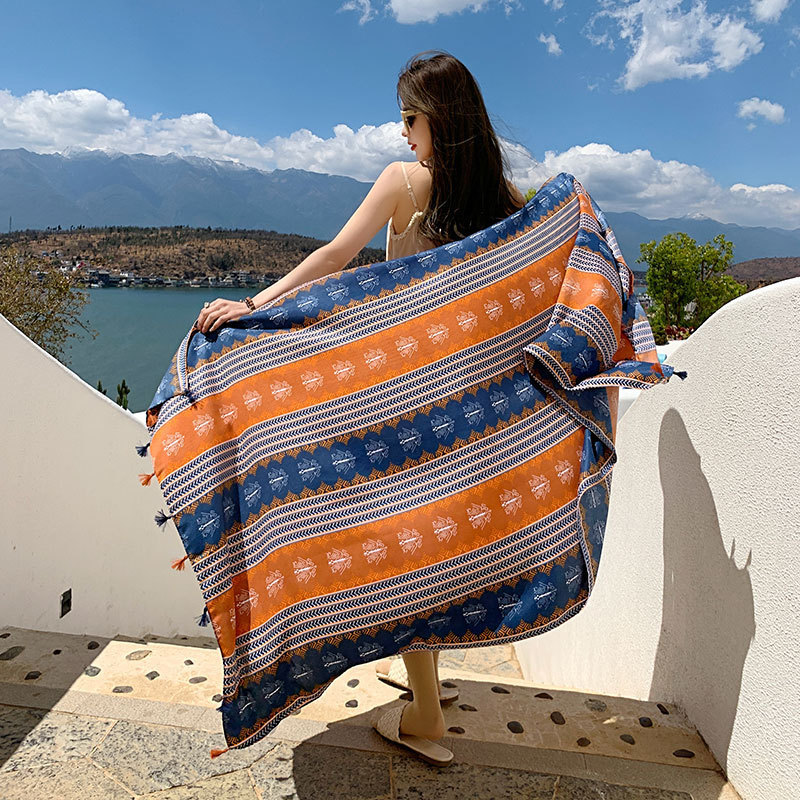 Sommer -Frauenkleidung