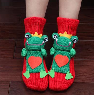 Christmas Cartoon Knitted Floor Socks | Winter Warmth Essential 10