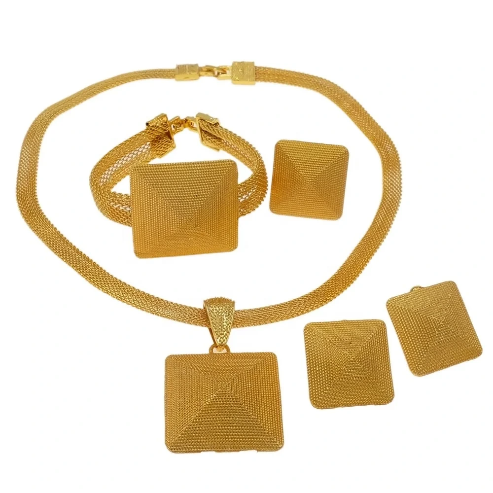2023 Fashion Jewelry Necklace Sets Bracelet Ring Earrings Sets For Women Jewelry Italian Gold Plated Jewelry Set 1