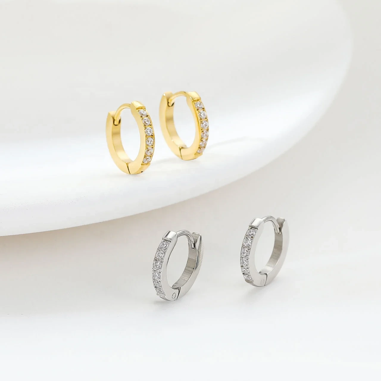 Fashion Diamond Gold Plated Hoop Earrings Stainless Steel Wholesale Small Gold Hoop Earrings For Gift 1