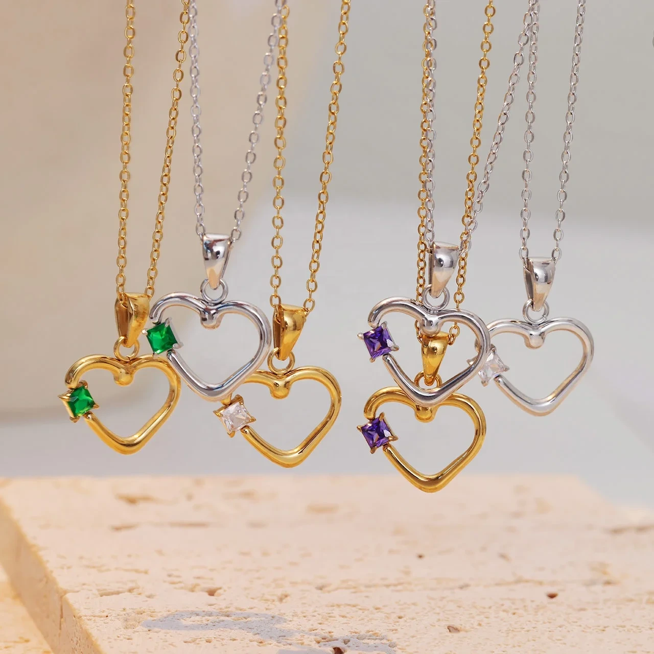 Niche Gold Plated Jewelry Fine Jewelry Necklaces Love Pendant Necklaces Stainless Steel Non Tarnish Necklace 1