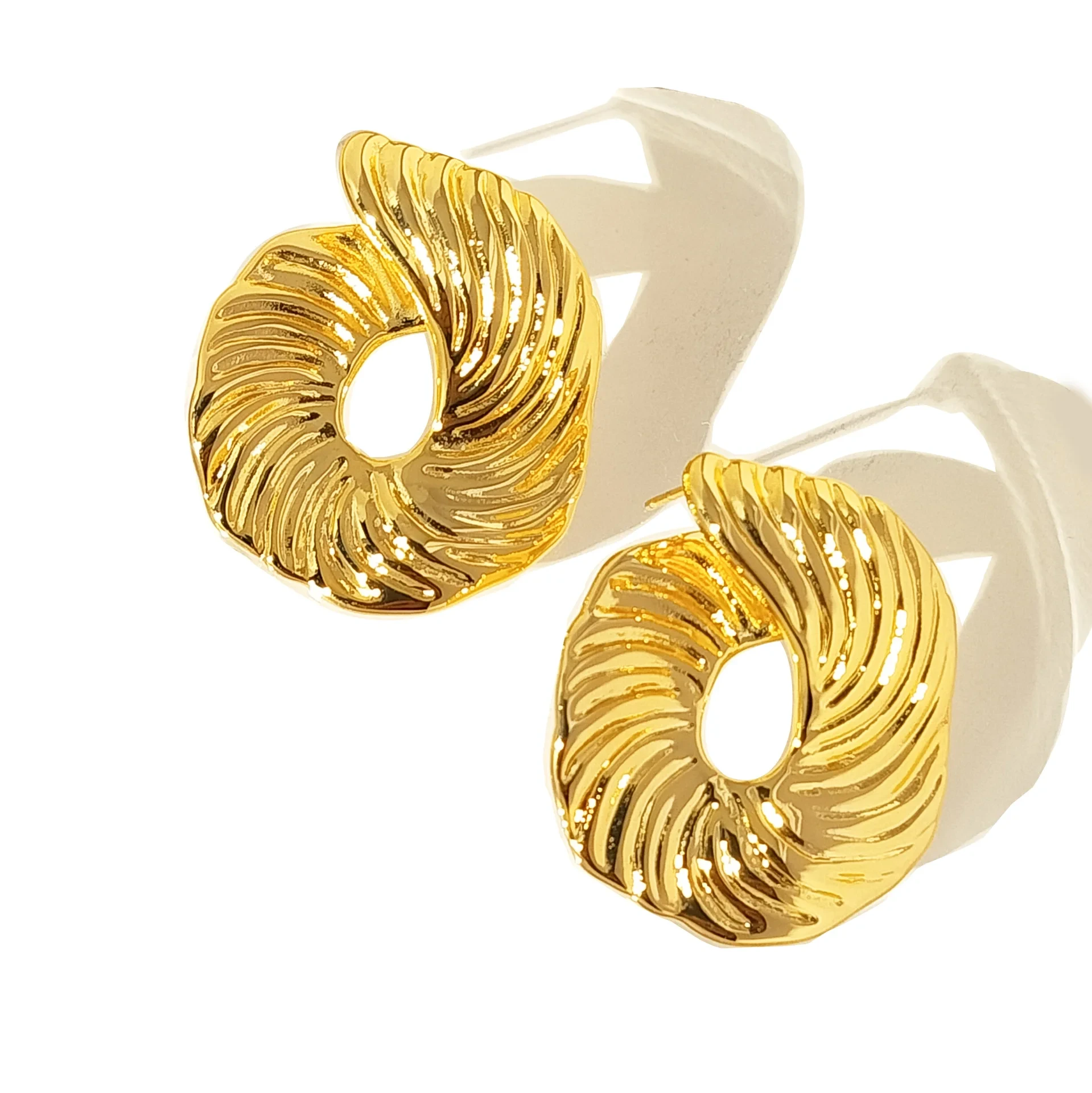 2024 New Vintage Earrings Stainless Steel Gold Plated Drop Earrings Exaggerated Geometric Irregular Shape Earrings For Women 1