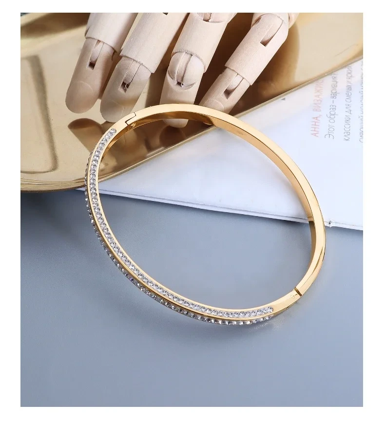 Fashion Stainless Steel Oval 18k Gold Plated Pave Zircon Cuff Bangles For Women Jewelry 1