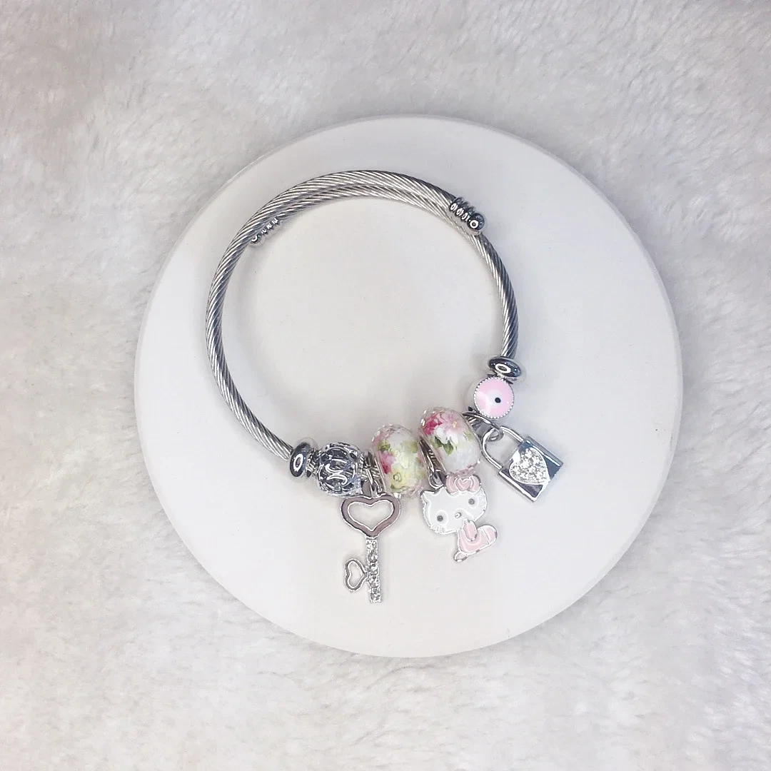 Hot Sale Tassel Alloy Bow Star Crown Heart Charm Bracelet Bangle Lucky Charm Bracelet Wholesale Women Bangle Bracelet 1